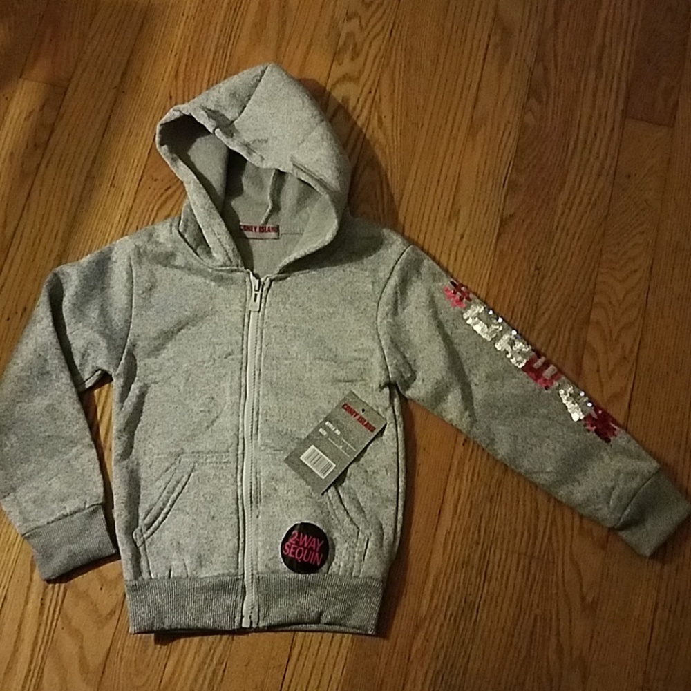 New girls sweater size 4